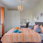 Villa Sky Dream Near Novigrad For 6 Persons With Private Heated Pool - Pet Friendly