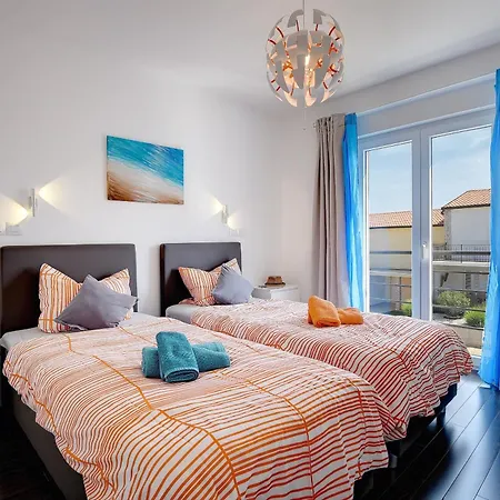 Sky Dream For 8 Persons Near Novigrad * Buzinija