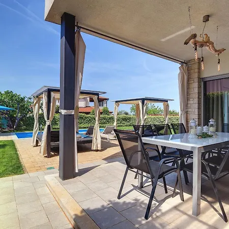 Sky Dream Near Novigrad For 6 Persons With Private Heated Pool - Pet Friendly * Buzinija